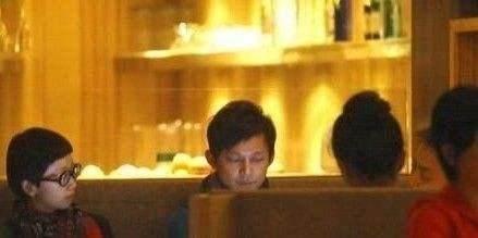 何炅女友:为什么何炅到现在都不承认结婚？
