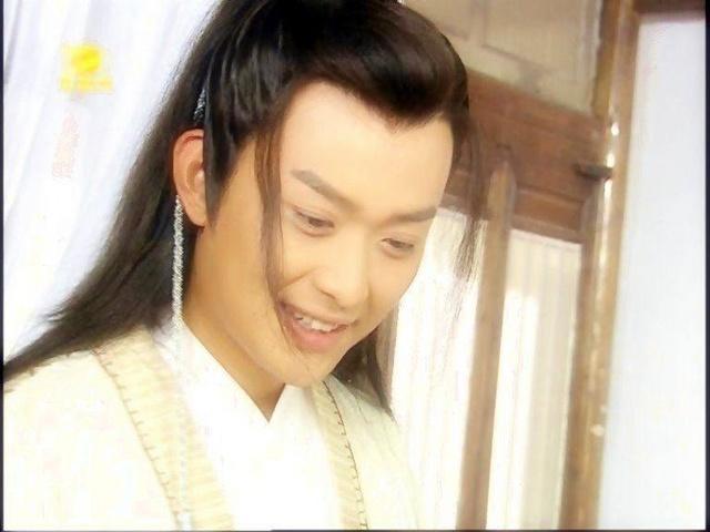 你觉得演古装戏好看的男神是谁？