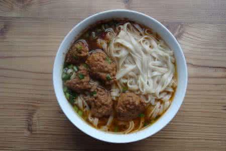苏式汤面为何这么贵，为什么苏州人吃面讲究“头汤面”？
