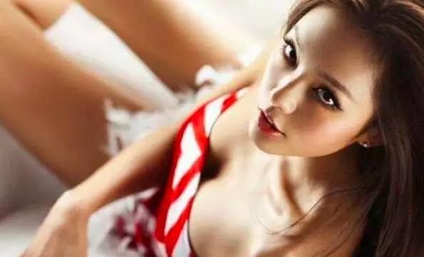 王思聪女伴曝光:王思聪交往过很多女孩，这些女孩们为什么不使手段给他生个孩子