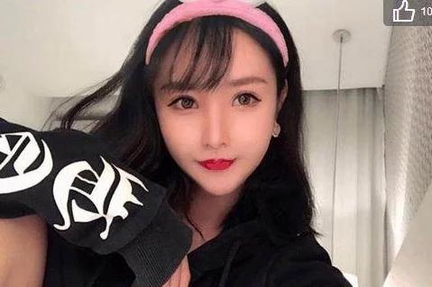 韩安冉之前的样子:还记得昔日的武大校花樱花女神黄灿灿吗，现在发展怎么样？
