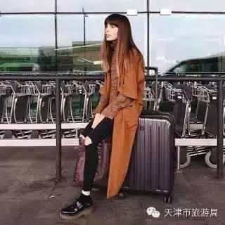 文案<a href=https://maguai.com/list/256-0-0.html target=_blank class=infotextkey><a href=https://maguai.com/list/256-0-0.html target=_blank class=infotextkey>朋友圈</a></a>出去玩:去旅行，如何低调地在<a href=https://maguai.com/list/256-0-0.html target=_blank class=infotextkey><a href=https://maguai.com/list/256-0-0.html target=_blank class=infotextkey>朋友圈</a></a>装X？