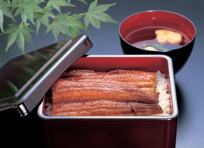 日本人吃什么壮阳，鳗鱼对人体有什么功效为什么日本人这么喜欢吃鳗鱼