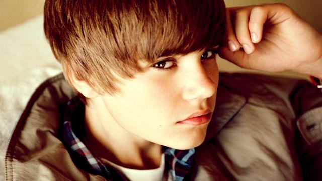 justin bieber吸奶门:如何评价Justin Bieber的相貌？