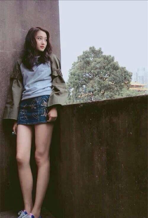 鹿晗私生子:关晓彤和鹿晗恋爱，为什么王思聪说过不了半年？