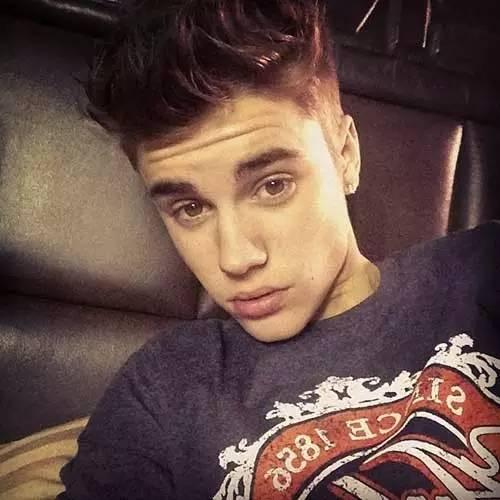 justin bieber吸奶门:如何评价Justin Bieber的相貌？