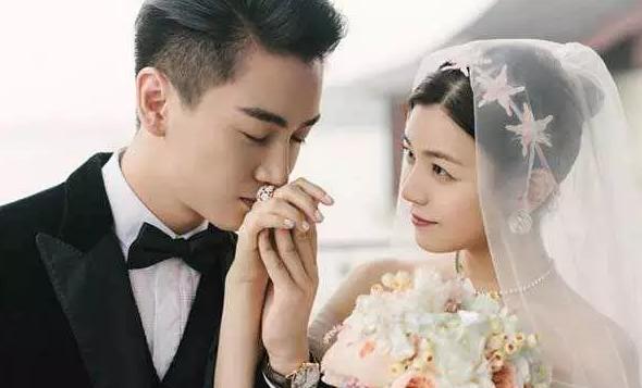 沈佳妮朱亚文婚纱照:娱乐圈有哪些低调的夫妻？