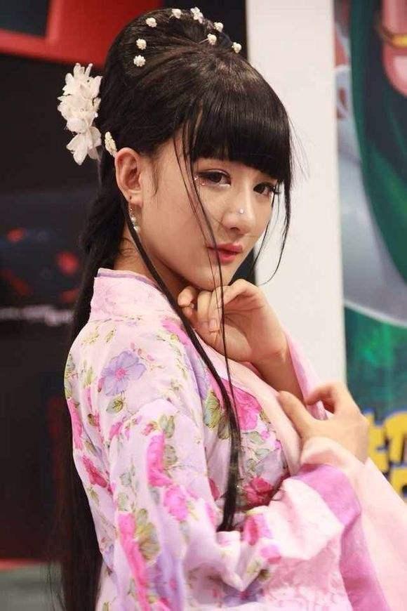 头条问答 - 男扮女装的明星,哪位曾让你惊艳?谁又让你笑的胃疼?