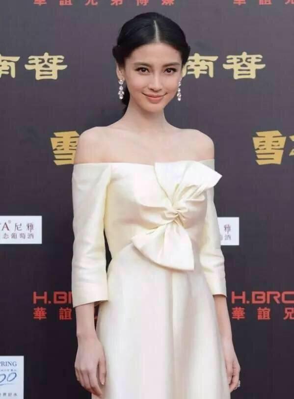 angelababy父母:你是因为什么喜欢杨颖的？