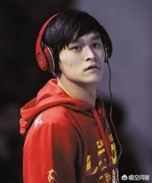孙杨耳机:你认为孙杨在比赛之前带上耳机听音乐，是不是对比赛有帮助