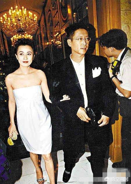 向佐郭碧婷蜜月吵架:郭碧婷和向佐的恋爱真的甜吗？
