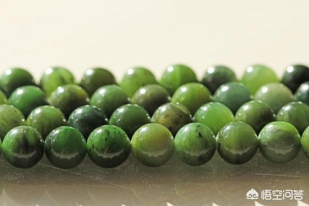 玛瑙和玉哪个养人,玛瑙和玉石有什么区别？怎样辨别真假？