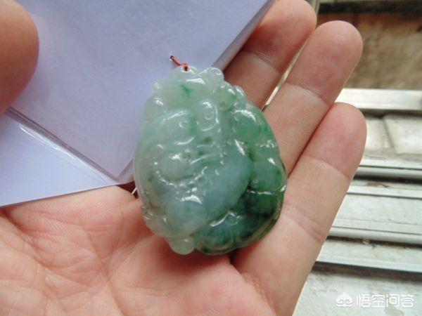 天然翡翠证书,怎样鉴定翡翠玉石的鉴定证书真伪？