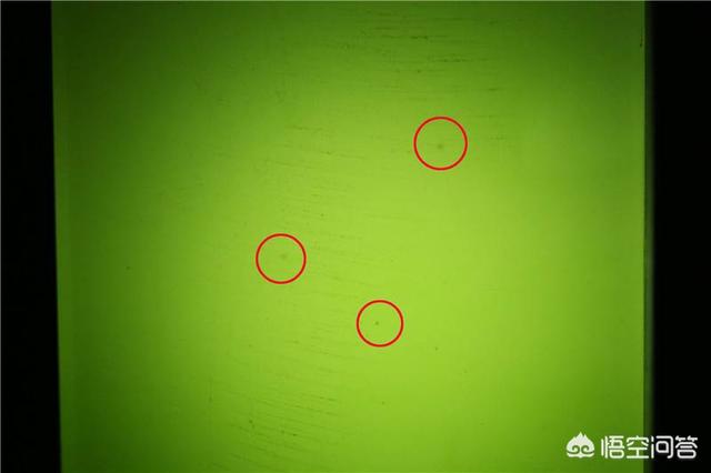 假玉镯是怎么做成的,翡翠、和田玉的造假手段有哪些？