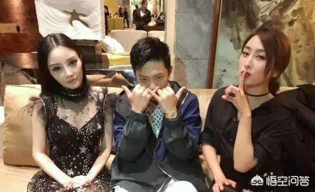 白百合泳池事件:娱乐圈有哪些让人哭笑不得的奇闻趣事