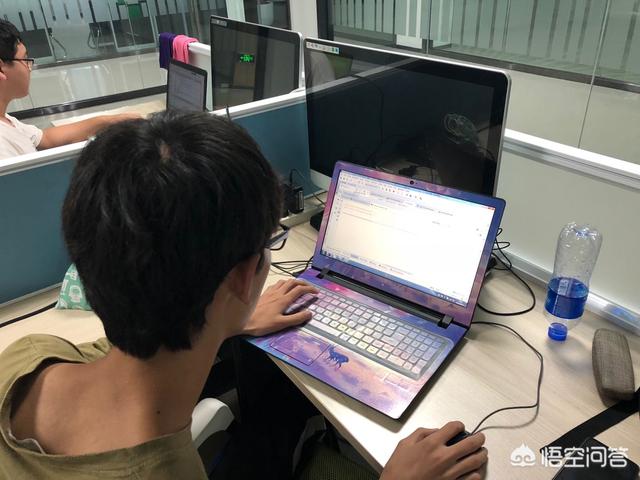 做电商需要学什么（跨境电商需要很好的英语基础吗）