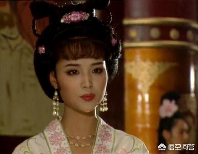 武则天称帝15年，82岁把江山还给李唐后没了权力，为何却无人动她？插图12