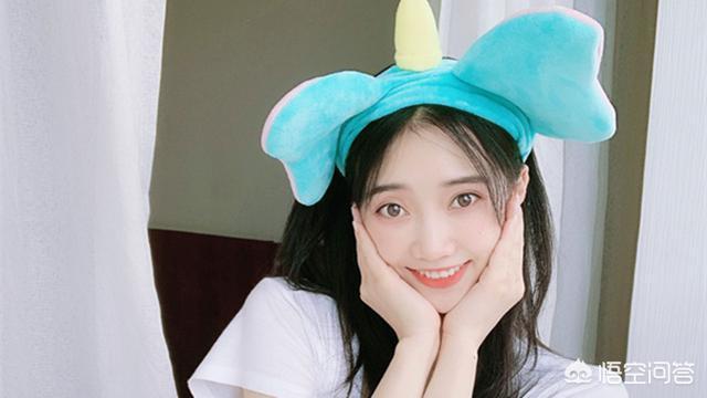 一字马女生:体操女生舒思瑶为何会因悬空倒立一字马的照片走红网络