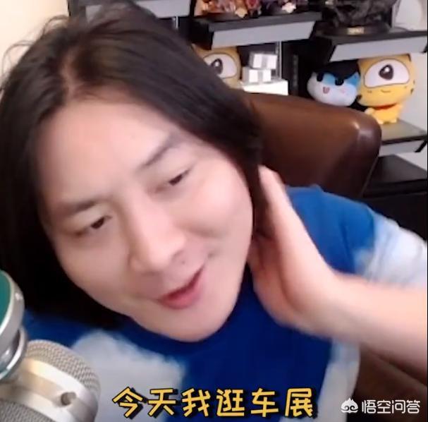 张大仙试驾340W宾利，却惨遭导购员歧视，直播吐槽引发水友热议，你怎么看？
