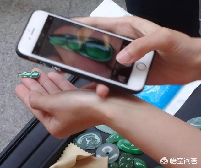 翡翠直播间的套路,直播买翡翠，你有什么奇葩经历？
