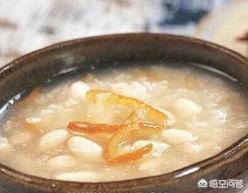 奶水不足的原因和治疗方法:坐月子产奶不足，有什么好的办法能解决？