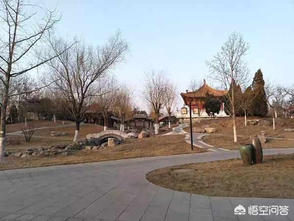 牡丹江曹园是曹波家吗:牡丹江曹园被爆破强拆，强拆和归国有化景点哪种方式更好？
