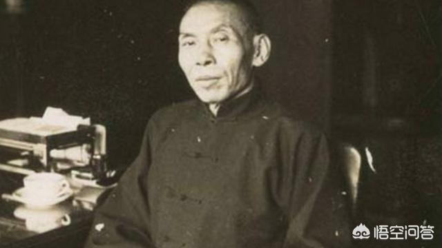 杜月笙是如何从一个小混混,成为上海的“土皇帝”?