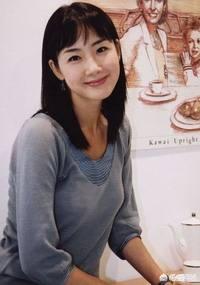 裴勇俊崔智友:电视剧因为爱情有奇迹林秀琴戴的手表？