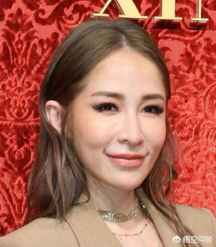 萧亚轩方回应恋情:如何看待40岁萧亚轩和24岁黄皓的新恋情