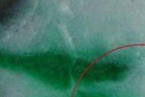 翡翠赌石24条口诀翻译,对翡翠赌石的开窗，您怎么看？