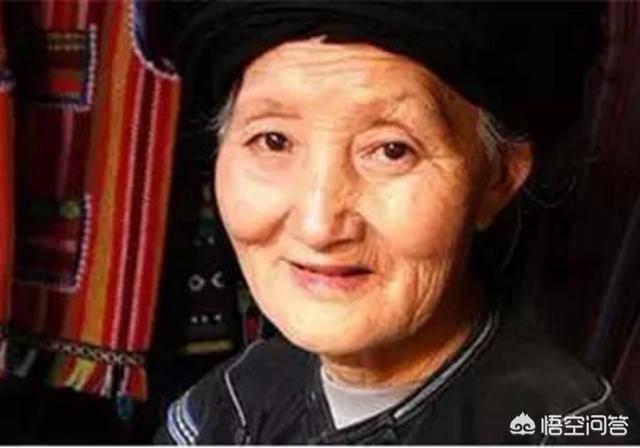 号称“最美压寨夫人”的杨炳莲,究竟长得有多美？