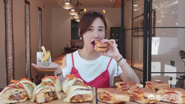 吸猫为什么有快感视频:为什么一些人爱看吃播视频？