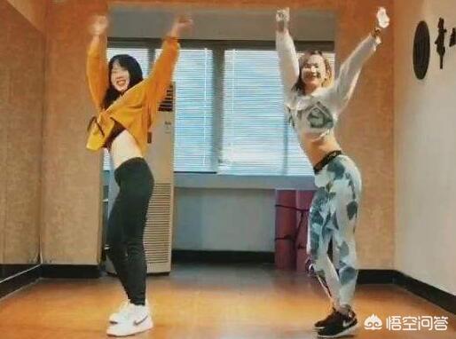 热门音乐排行榜,全球十大神曲音乐，都有哪些？