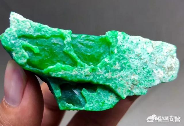 黄皮翡翠原石是什么场口,翡翠赌石场口有什么区别？