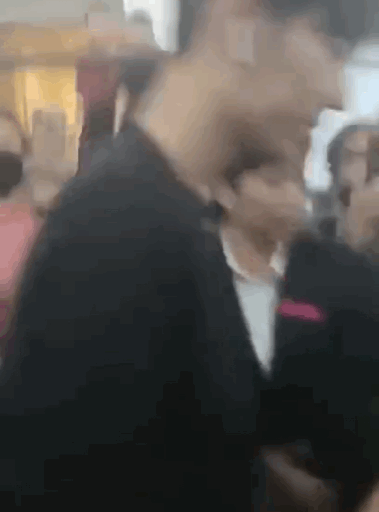 疯狂少女群:班级里女生搞小团体到底有多可怕？