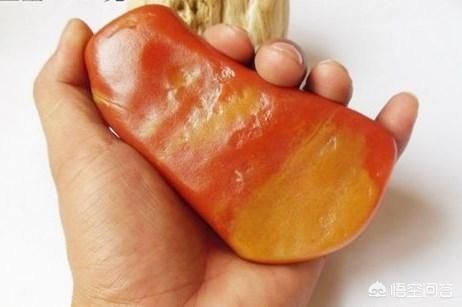 黄玉原石图片,黄蜡石品质好的，能成为下一个新宠吗？