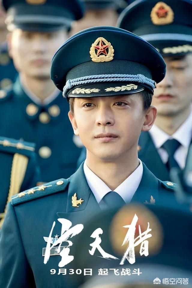 爱情公寓主演资料:《爱情公寓》系列的电视剧，你最喜欢哪位男演员？
