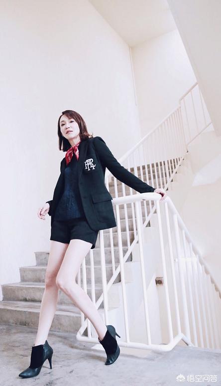 范文芳很会穿衣服吗?-百科网