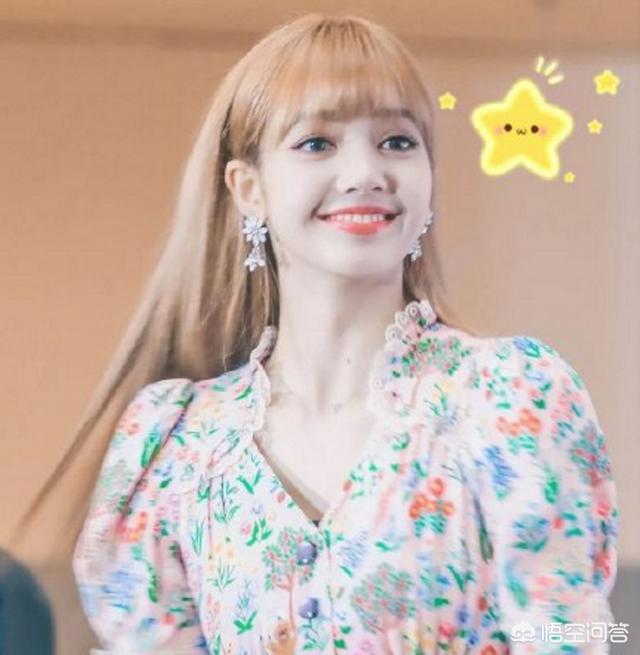 张俪图片:三十多岁的女人还可以穿卡通图案的服装吗