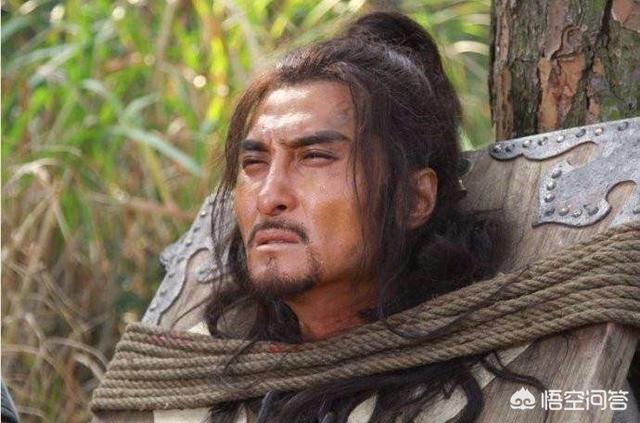 林冲卢俊义武松都犯罪发配,他们是同门师兄弟,谁的表现最硬气？