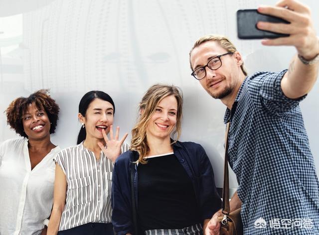 智能手机品牌层出不穷,求“机”若渴的我们该如何选择？