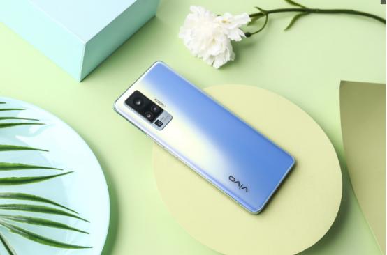 你们说这个vivo X50系列怎么做到这么薄的？