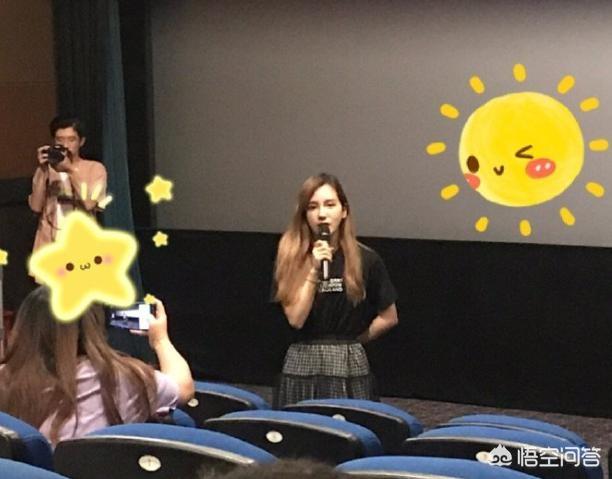 LOL解说Rita参加活动被路人拍到真人照,颜值抗打却“惹人怜”,究竟是为什么？
