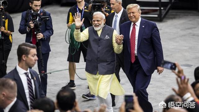 印度与美国各方面的比较是怎么样的？