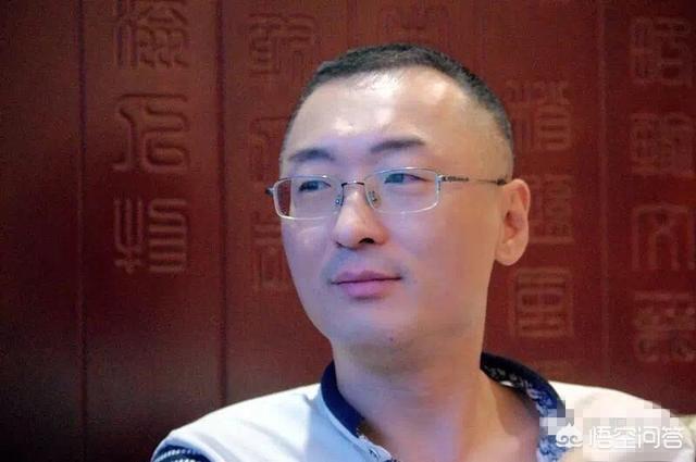 贾环的扮演者（王蔚）凭一股蔫坏劲儿入选红楼，偶然成就经典，30年后他怎么样了？
