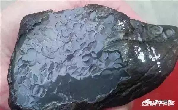 翡翠各场口原石特征,翡翠赌石场口有什么区别？