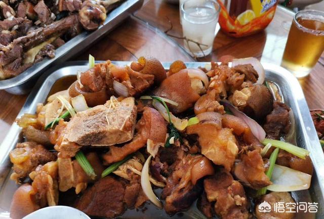 广西玉林狗肉节贵吗:如何看待玉林狗肉节及爱狗人士的做法？