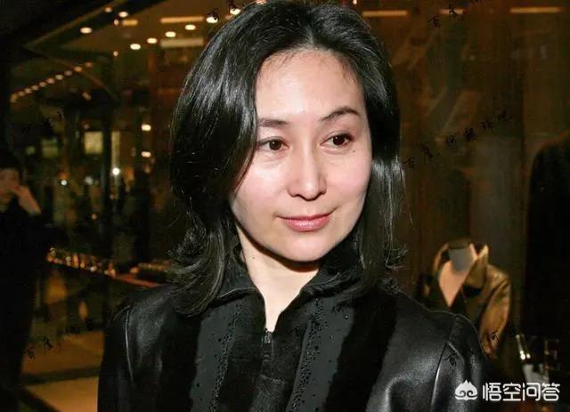 赌王小女儿入读清华，堂妹考上清华大学，可是家里穷到学费都交不起，如果是你怎么办？