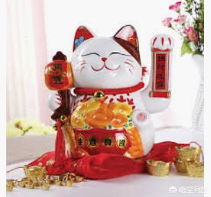 巫启贤老婆:你知道历届歌王歌后是谁吗？怎么样？