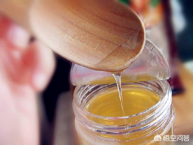 洋槐蜂蜜的作用与功效:百花蜜与洋槐蜜有什么区别？